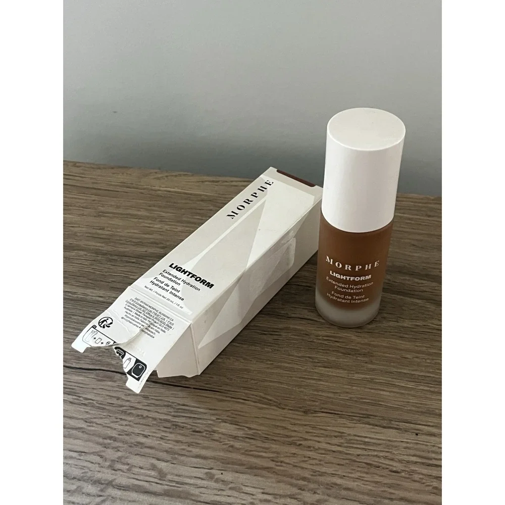 Morphe Lightform Extended Hydration Foundation ~ RICH 27N~ 1 fl oz ~ NEW IN BOX